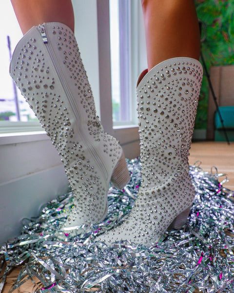 Ryleigh White Studded Boots - The Lace Cactus