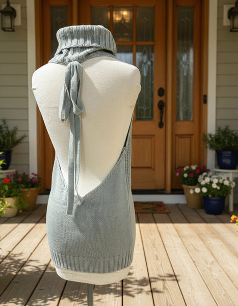 "KC" Gray Turtleneck Open Back Knit Dress: Sm/Md