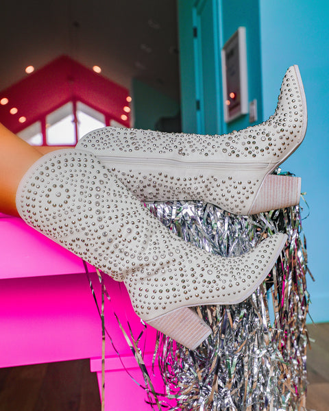 Ryleigh White Studded Boots - The Lace Cactus