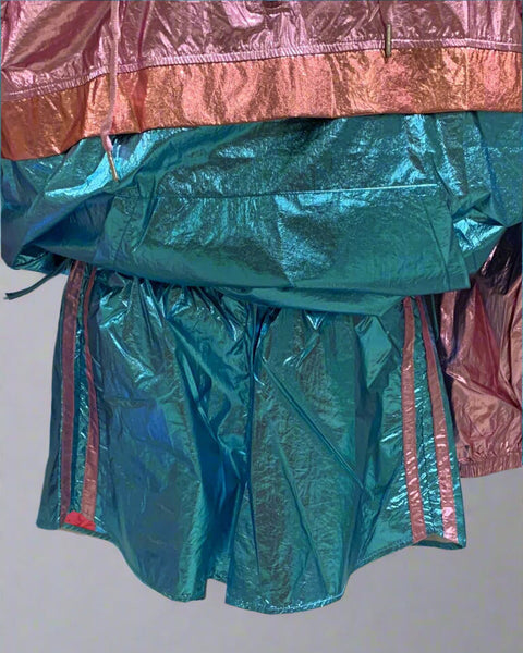 Jazzy Side Contrast Metalic Shorts