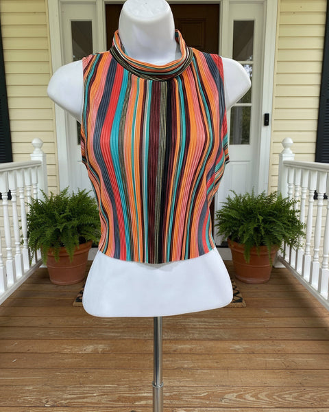 "KC" Burgundy Multi Pleated Crop Top: Small