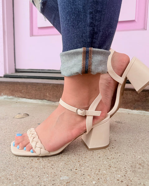 Elda Beige Heels