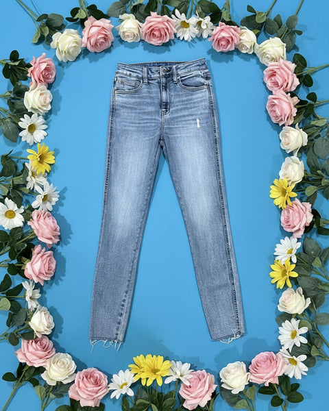 "KC" DAZE Frayed Hem Skinny Jeans: 25