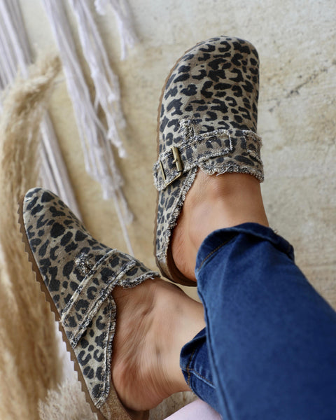 Very G Picnic Tan Leopard Slide on Shoes - The Lace Cactus