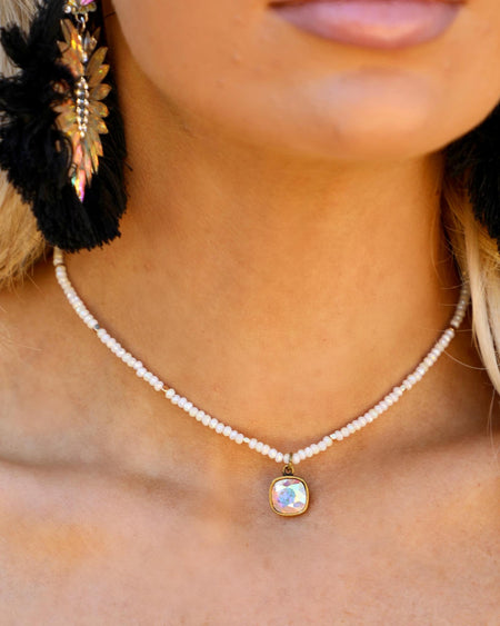 Nuevo Navajo Style Pearl Layered Necklace