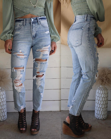 *PETITE* The Light Wash Lost Cause Flare Jeans