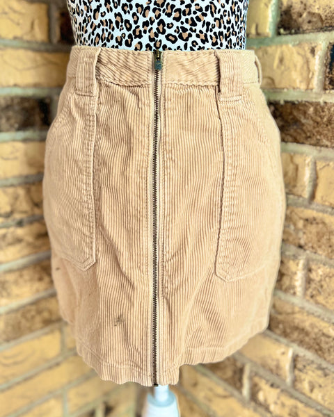 Hollister Ultra High Rise Beige Corduroy Skirt Size:5 - The Lace Cactus