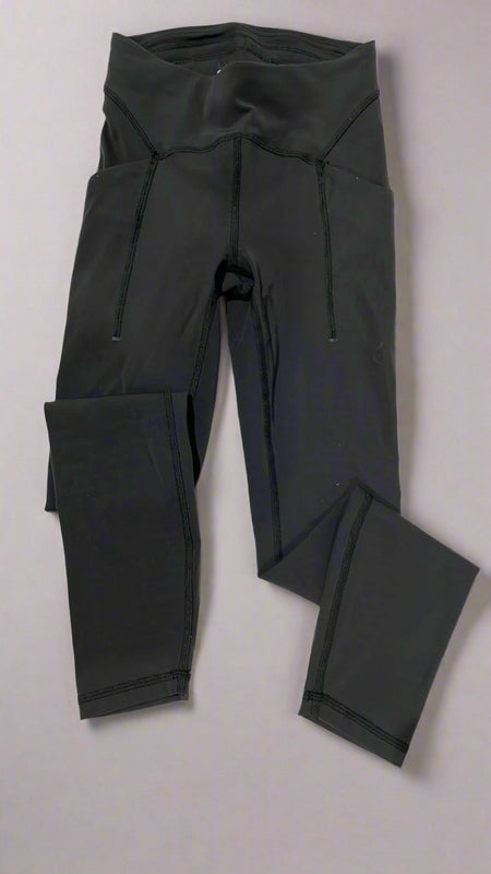 "KC" Black Flare Leg Leggings: Size 2