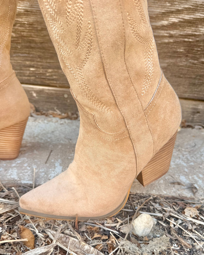 Bronco Almond Suede Boot