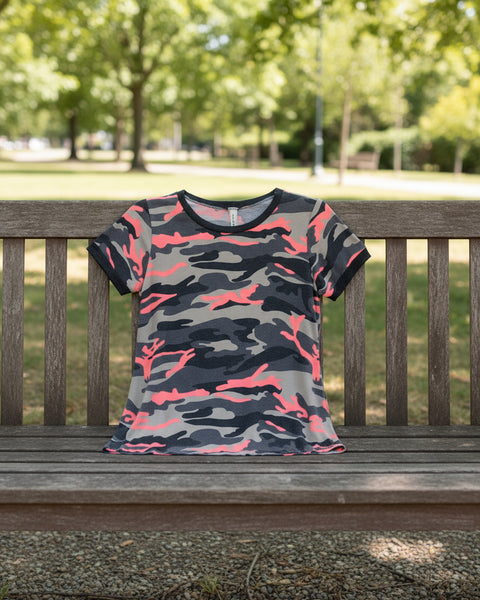 "KC" Coral and Black Camo Tee: Small