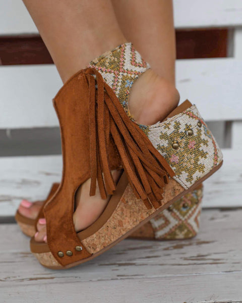 Very G Tramonte Fringe Wedge Sandals Tan - The Lace Cactus