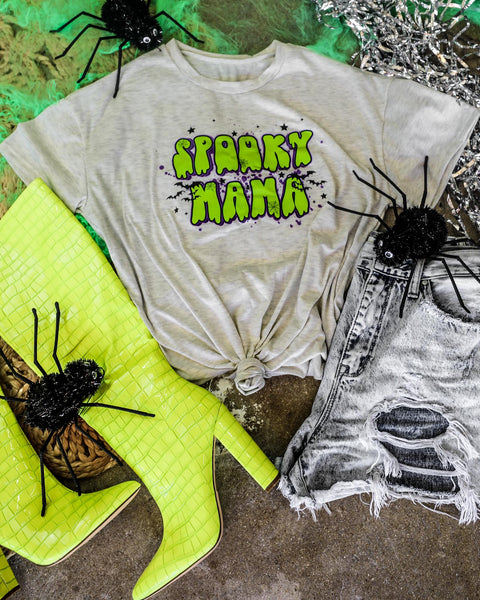 Oatmeal "Spooky Mama" Halloween Graphic Tee - The Lace Cactus